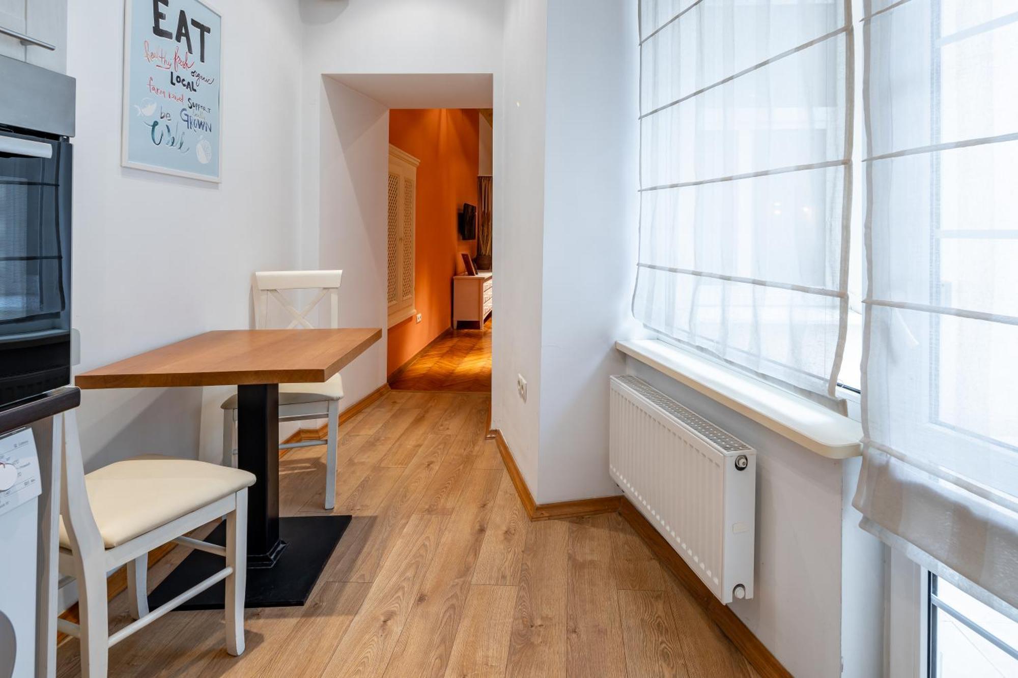 Apartamento Romari Площа Ринок 28 Leópolis Exterior foto