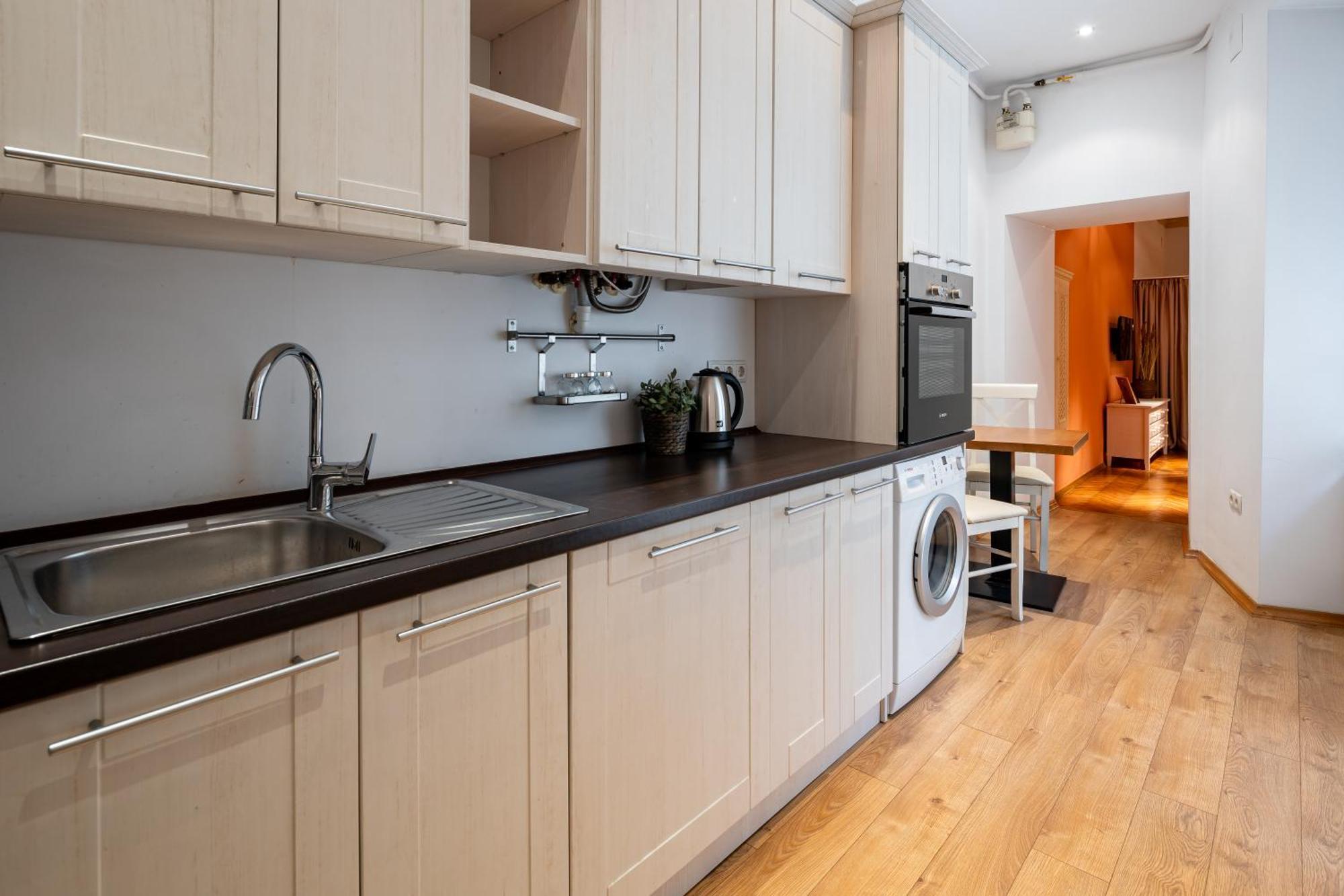 Apartamento Romari Площа Ринок 28 Leópolis Exterior foto