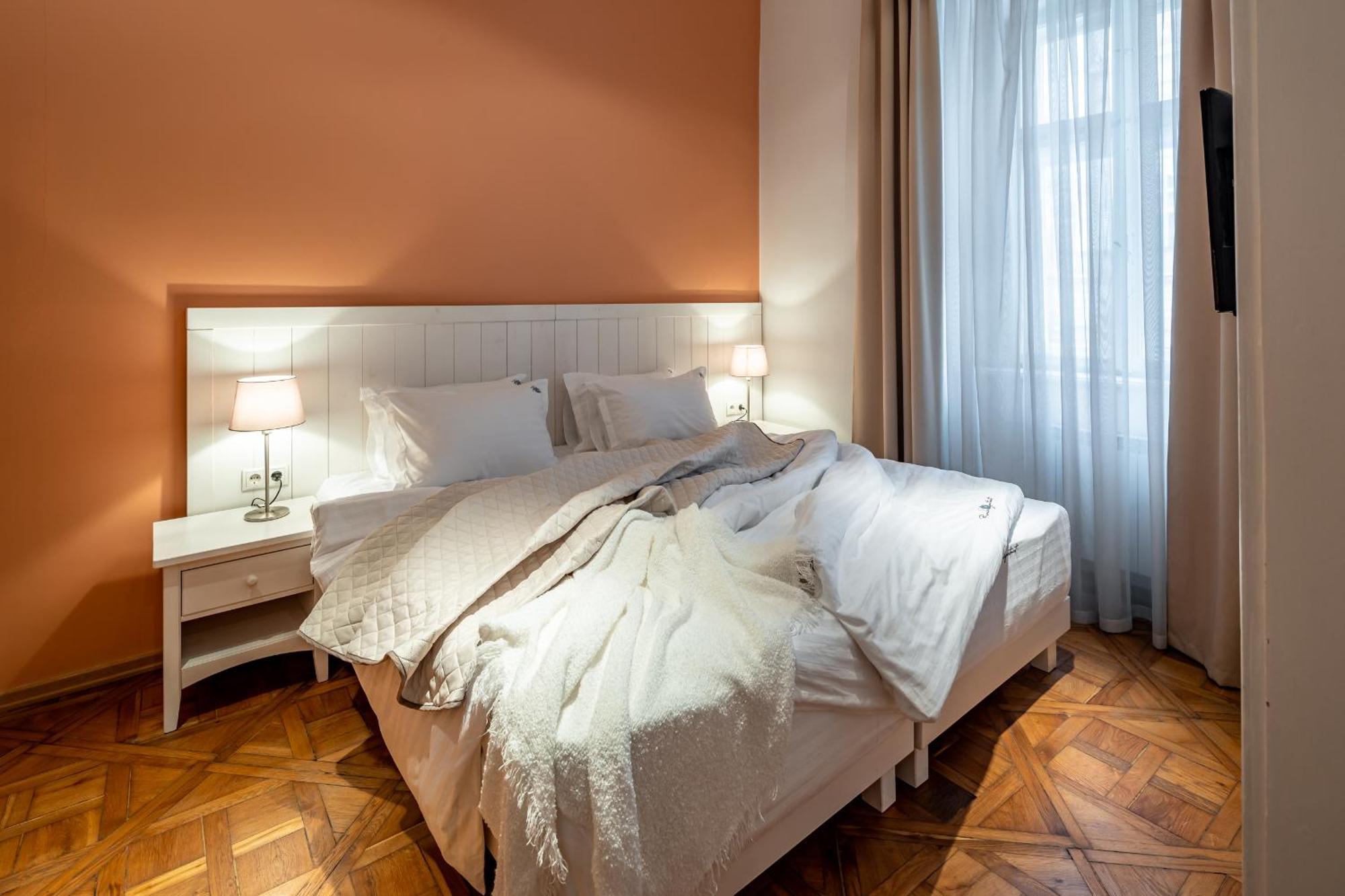 Apartamento Romari Площа Ринок 28 Leópolis Exterior foto